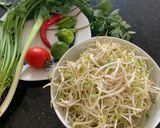 Foto langkah ke 3 dari resep Sop Tauge.