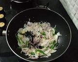 A picture of step 10 of Crispy honey chilli potato.