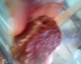 Foto del paso 6 de la receta: Paletas de salchichón con baño de chocolate