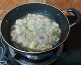 รูปขั้นตอนการทำที่ 4 ของ หนังไก่ทอดกรอบหอมใบมะกรูด