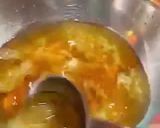 A picture of step 1 of Yasai Itame (Japanese stir fried vegetables).