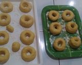 Foto langkah ke 4 dari resep Donat Labu Kuning.