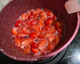 Foto langkah ke 2 dari resep Selai Strawberry.