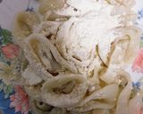 Foto del paso 1 de la receta Calamares rebozados con verduras variadas 🧅🍅🍋🧄🍆🥔