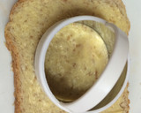 A picture of step 2 of Toast with a Twist.