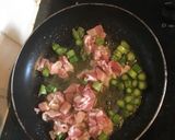 A picture of step 3 of Bacon, asparagus and blue cheese frittata.