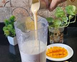 A picture of step 1 of Mango Kulfi.
