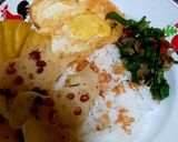 Foto langkah ke 2 dari resep Tumis Daun Kencur Teri Nasi.