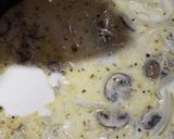 Foto langkah ke 4 dari resep Beef Steak with Mushroom Sauce.
