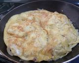 A picture of step 5 of Keto Spanish Tortilla without Potatoes 🥘.