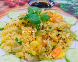 Hình bước làm 4 của món Cơm chiên cá hồi,trứng,cải chua,đậu hủ và tàu hủ ki