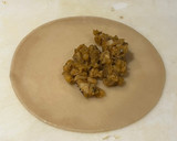 Foto del paso 5 de la receta: Empanadas fritas de loco