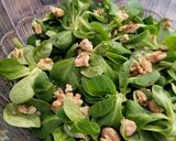Foto del paso 2 de la receta: Ensalada agridulce de pollo con canónigos