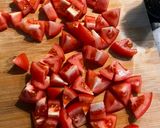 A picture of step 1 of Tomato and Lettuce Zōsui (Japanese Rice Porridge).