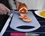 Foto del paso 4 de la receta: Crutones de tomate cherry y supremas de cítricos
