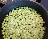 Foto del paso 1 de la receta: Macarrones con almejas y guisantes