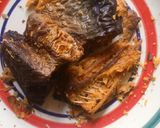 A picture of step 11 of Versace tatashi sauce!.