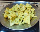 ফুলকপির পোস্ত(fulkopir posto recipe in Bengali) রেসিপির ধাপ 3 ছবি