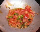 A picture of step 2 of Cauliflower Peas Kadhai Tadka.