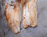 Foto del paso 4 de la receta: Lubina al horno con vinagreta de manzana