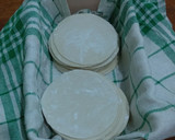 Foto langkah ke 5 dari resep Kulit Dumplings/Dimsum/Shumai.
