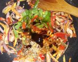 A picture of step 2 of Spaghetti Stir Fry.