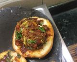 A picture of step 7 of Cheesy veg Bun.