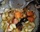 ડુંગળી ટામેટા લસણ ચટણી (Onion Tomato Garlic Chutney Recipe In Gujarati) રેસીપી સ્ટેપ2ફોટો