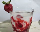 Foto langkah ke 5 dari resep Strawberry Korean Milk.