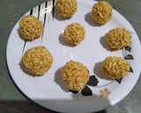 A picture of step 6 of Murmure Ladoo.