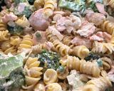 A picture of step 7 of Healthy 15 minute Salmon pasta.