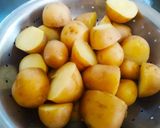 સમોસા (Samosa Recipe In Gujarati) રેસીપી સ્ટેપ2ફોટો