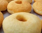 Foto langkah ke 4 dari resep Donat empuk dan lembut ala JCO.
