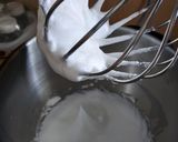 Une image de l'étape 2 de Meringue française.