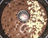 Foto langkah ke 6 dari resep Moist Chocolate chiffon cake.