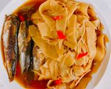 Hình bước làm 3 của món Cá nục kho măng