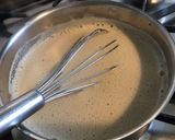 Une image de l'étape 3 de Crèmes café et praliné de Pâques.