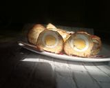 A picture of step 3 of Spicy egg roll.