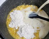 Foto langkah ke 3 dari resep Banana Roll.