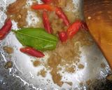 Foto langkah ke 2 dari resep Orek tempe basah pedas manis.