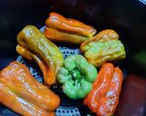 Une image de l'étape 2 de Poivrons et piments forts cuits au air fryer 🫑🌶.