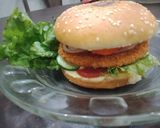 A picture of step 7 of Crispy Chicken Burger.