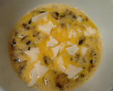 Foto del paso 2 de la receta: Tortilla de champiñón y queso