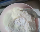 Foto langkah ke 1 dari resep Bolu kukus mekar merah putih.