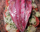 Foto del paso 7 de la receta: Jurel negro de tarifa al horno, con patatas al ajo y perejil