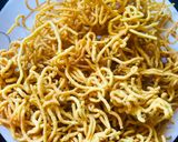A picture of step 3 of Masala Shev.