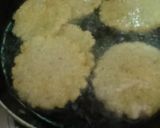 A picture of step 4 of Sabudana Mathri.