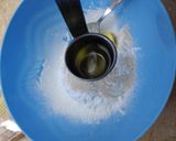 A picture of step 3 of Chocolate Donuts.