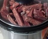 Foto del paso 1 de la receta: Cocido de res con papas y zanahorias