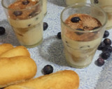 Foto del paso 7 de la receta: Tiramisú con arándanos y perlas de chocolate